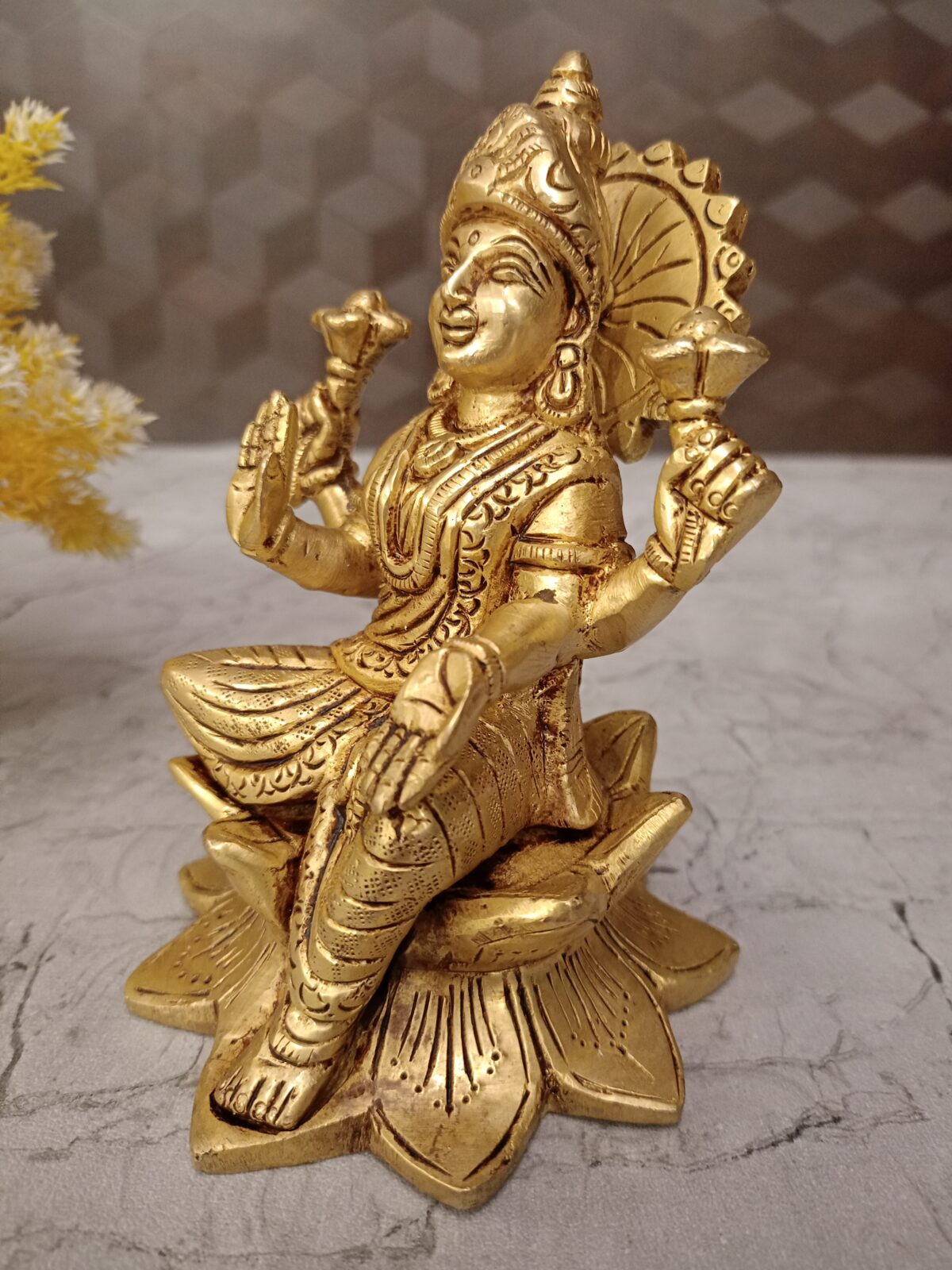 brass lakshmi idol pooja gift antique handcraft vgocart coimbatore india scaled