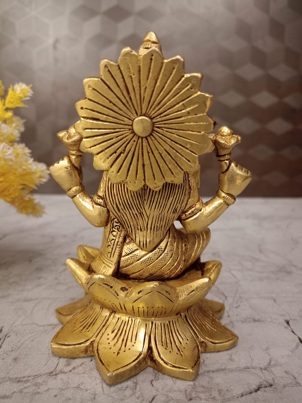 brass lakshmi idol pooja gift antique handcraft vgocart coimbatore india2 scaled