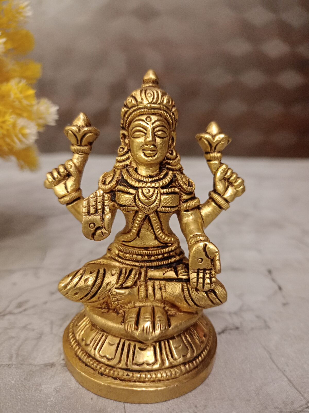 brass lakshmi idol pooja gift vgocart coimbatore india 2 scaled