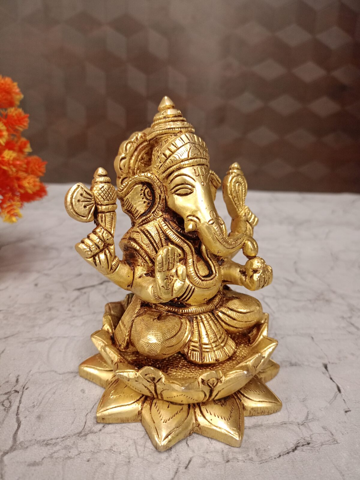 brass ganesha lotus base idol pooja gift vgocart coimbatore india1 scaled