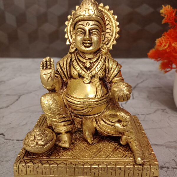 brass kuberar statue pooja gift vgocart coimbatore india1