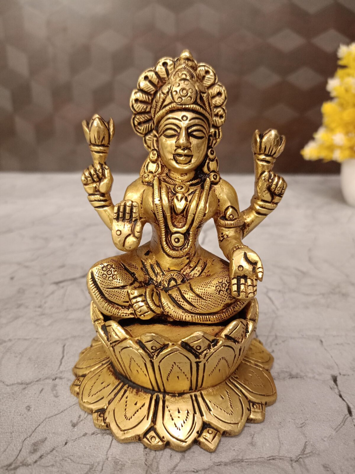 brass lakshmi idol pooja gift vgocart coimbatore india 5 scaled