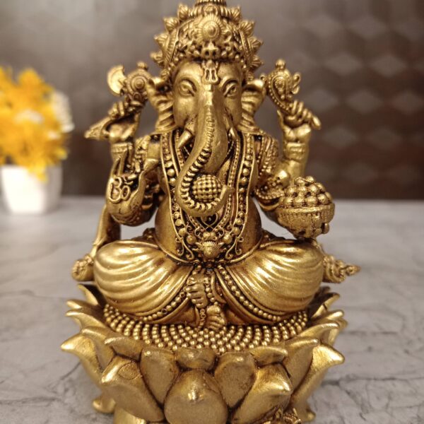 Buy Brass Fine Craft Ganesha Statue For Pooja 4"