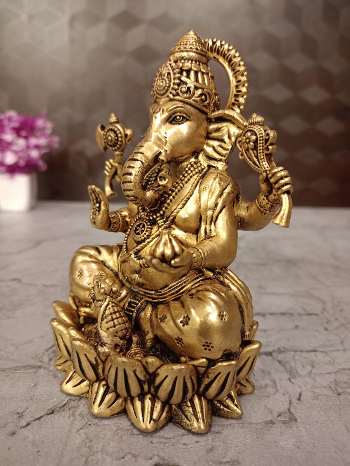 brass ganesha sitting lotus pooja gift vgocart coimbatore india1 scaled