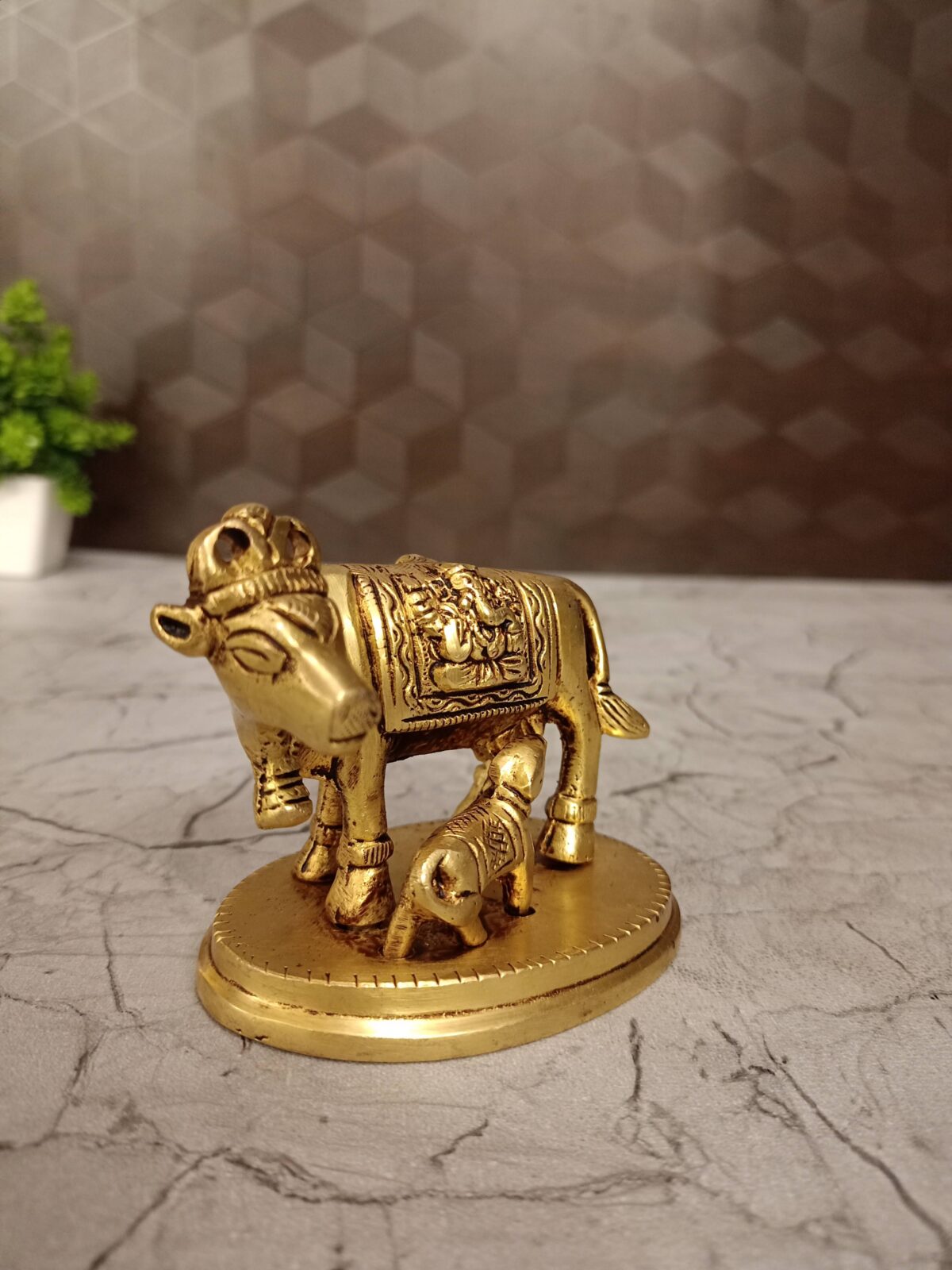 brass cow and calf pooja gift vgocart coimbatore india2 scaled