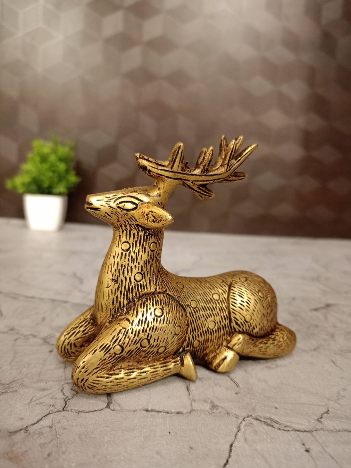 brass deer gift home decor vgocart coimbatore india3 scaled