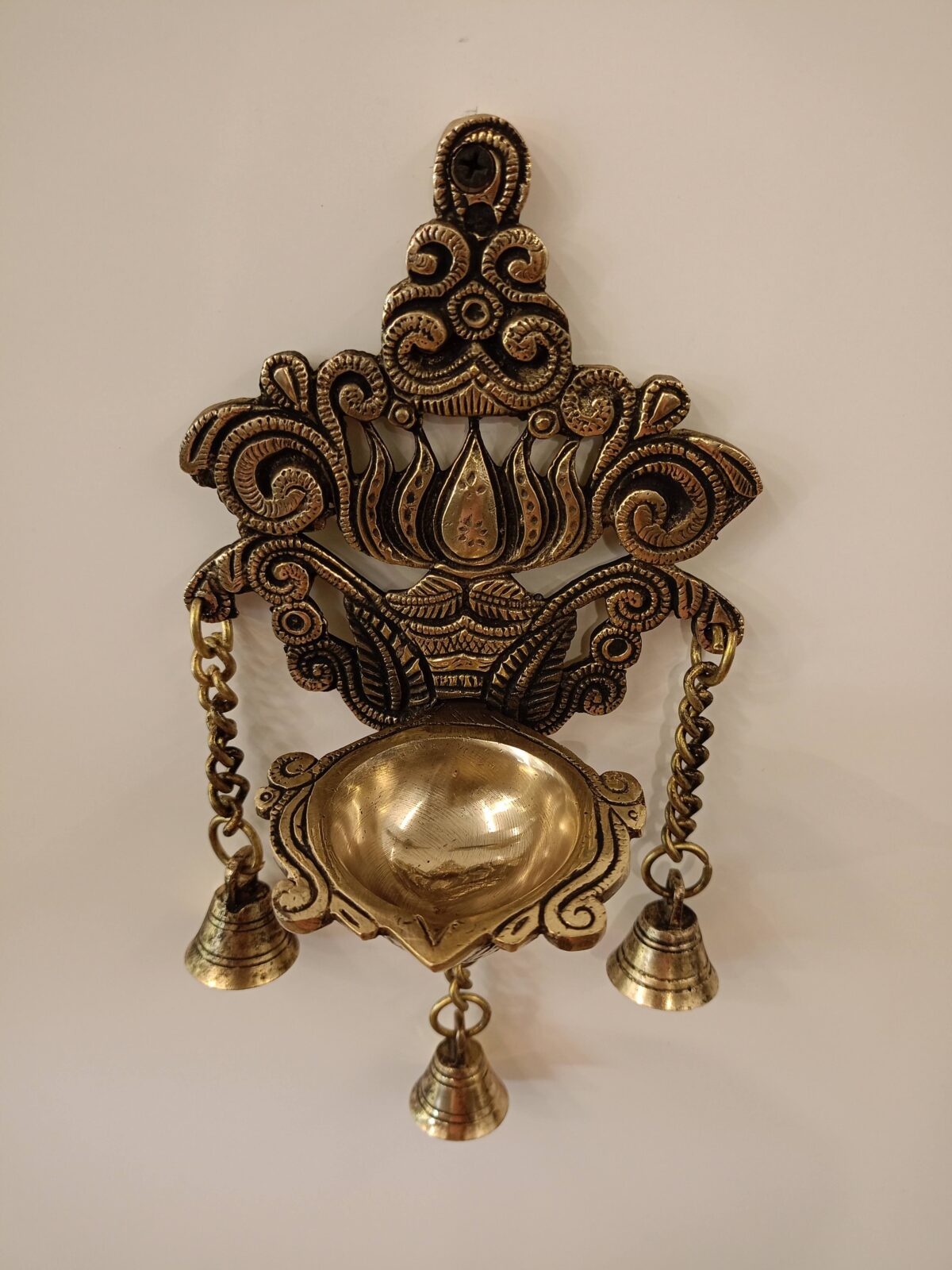 brass lotus diya wall mount pooja gift vgocart coimbatore india2 scaled